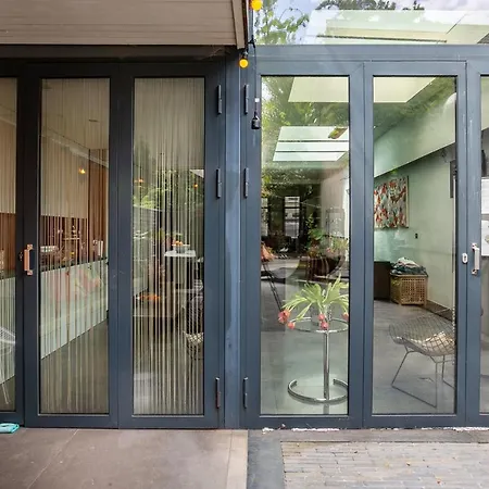 House Of Antwerp- 4bdr W Private Garden Feriehus *